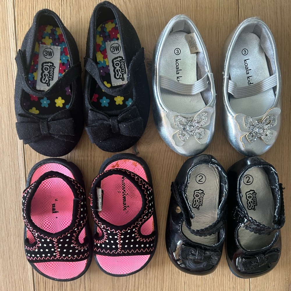 Baby Girl Shoes (Sizes 2 and 3)
